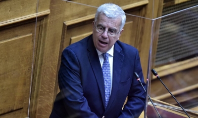 Στράτος Σιμόπουλος: Η απάντησή του στον ΣΥΡΙΖΑ – Τι λέει για τη δήλωσή του περί «τρίχας που γίνεται τριχιά»