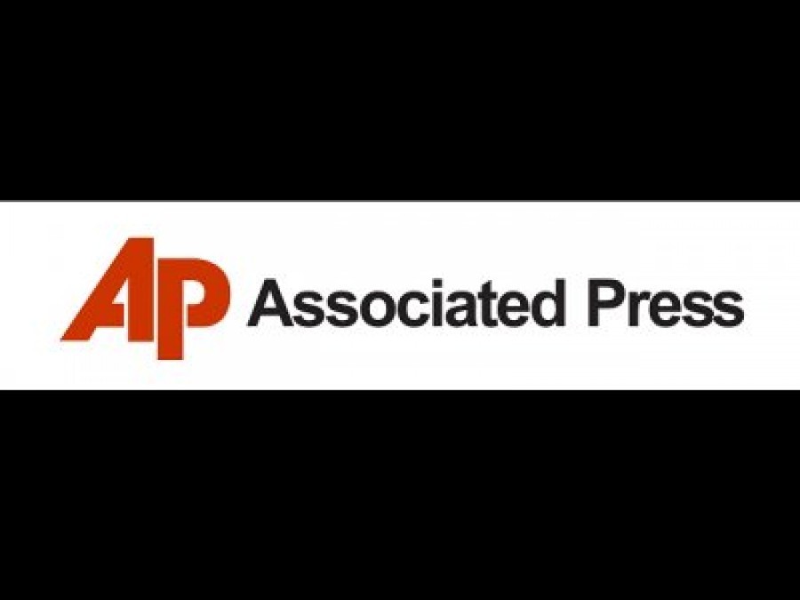 Associated Press: Οργή των Ελλήνων επιχειρηματιών στα νησιά για τα περιοριστικά μέτρα κατά του Covid -19
