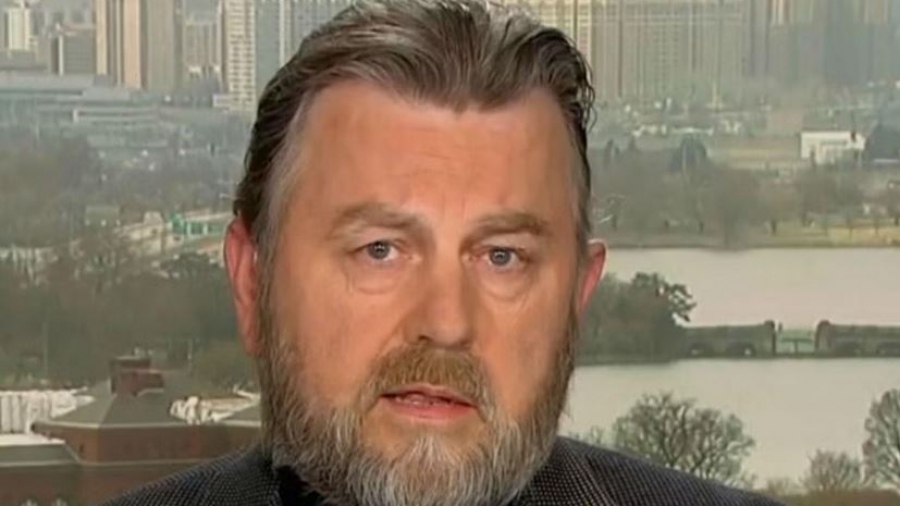 Larry Johnson (πρώην CIA): Οι Βρετανικές Μυστικές Υπηρεσίες προωθούν τον στρατηγό Zaluzhny για αντικαταστάτη του Zelensky