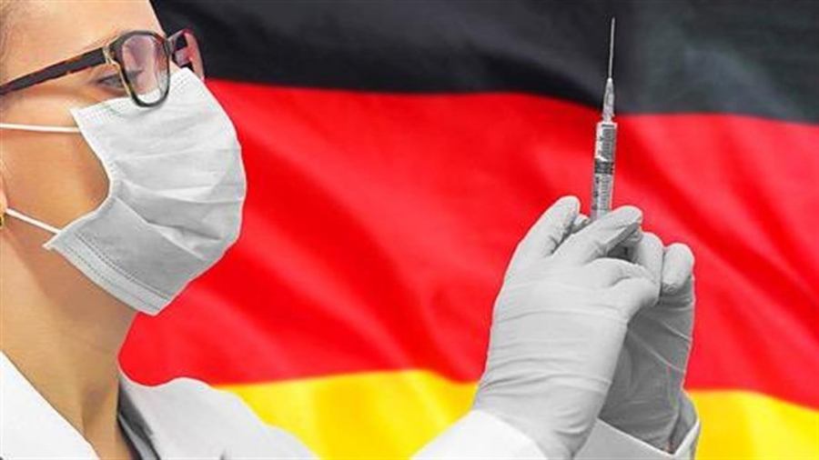 Γερμανός επιδημιολόγος: Όσοι εμβολιαστούν θα απολαμβάνουν περισσότερες ελευθερίες