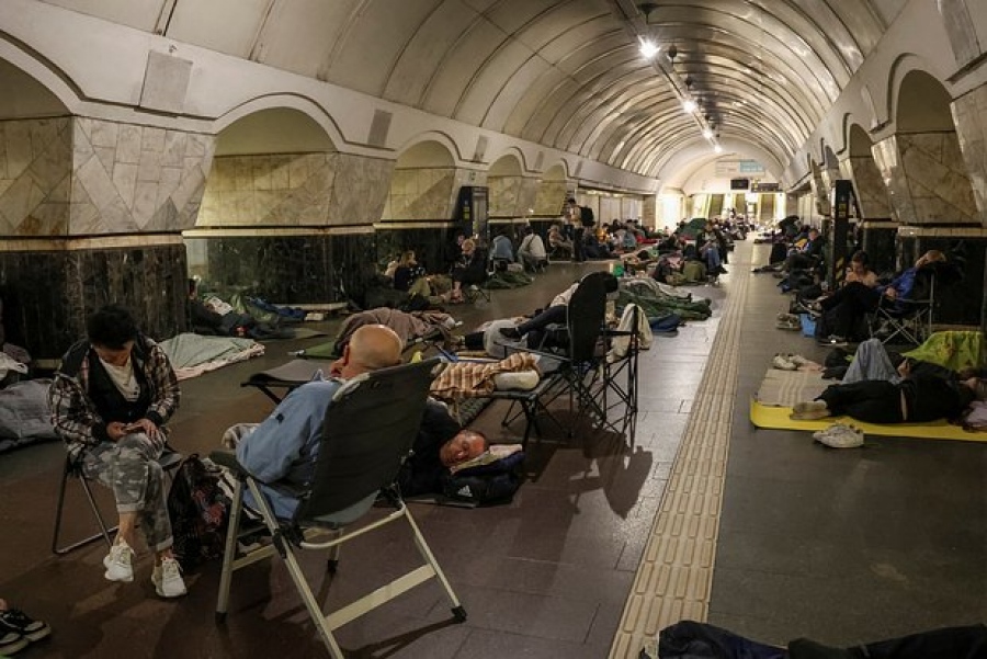 Σοκαριστικό - Γυναίκα ξυλοκοπήθηκε στο μετρό του Κιέβου, λόγω φιλορωσικών δηλώσεων