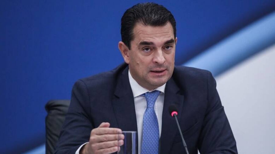 Από 11/5 οι αιτήσεις υπαγωγής στη δράση «Φορτίζω Παντού» - Σκρέκας: Από το Ταμείο Ανάκαμψης, 80 εκατ. ευρώ