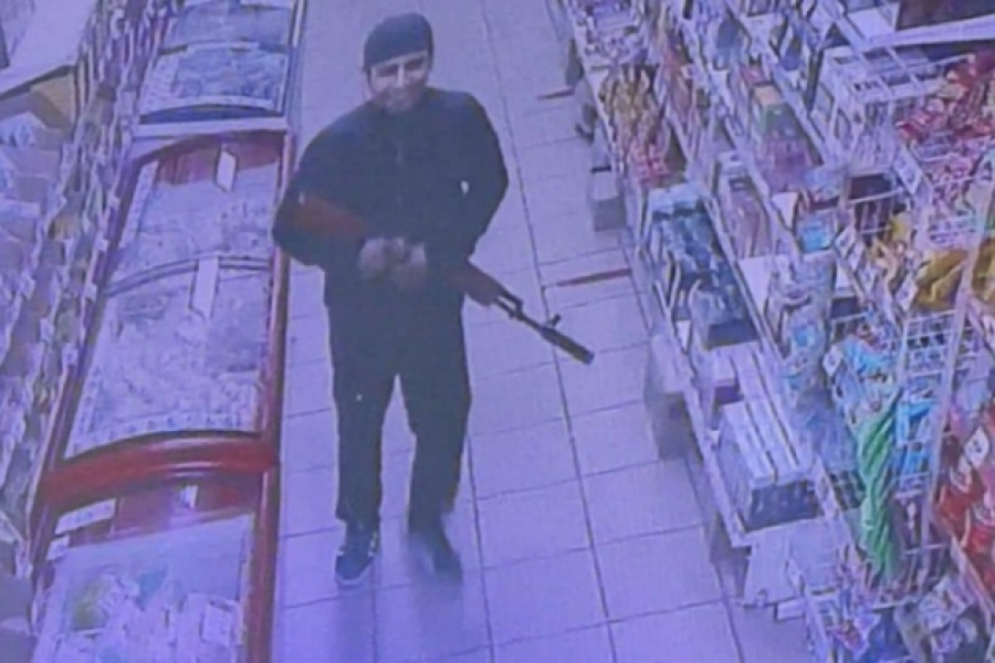 Chernyshevsk: Μετανάστες με δήθεν «πολυβόλο» προκάλεσαν αναταραχή στα καταστήματα μετά το μακελειό - Γελούσαν και κορόιδευαν