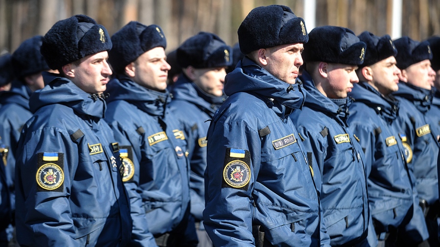 Απίστευτη εξέλιξη στο Sumy - Το καθεστώς Zelensky εξοπλίζει την Ουκρανική Εθνοφρουρά για να χτυπήσει... τους Ουκρανούς