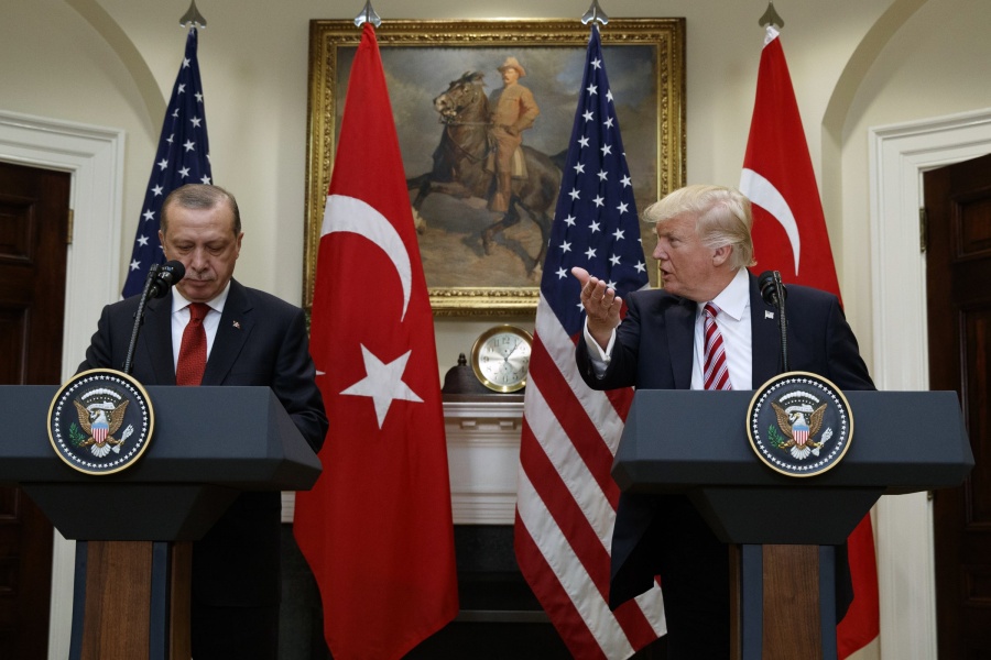 Τέλος στην προνομιακή μεταχείριση της Τουρκίας στο εμπόριο βάζουν οι ΗΠΑ