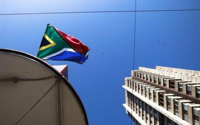 Ν. Αφρική: Αναζωπύρωση των πολιτικών ανταγωνισμών προκαλεί στη χώρα ο κορωνοϊός