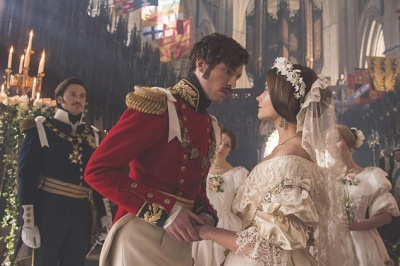 Victoria: Το υποψήφιο για Emmy ιστορικό δράμα επιστρέφει με 3η σεζόν στην Cosmote TV