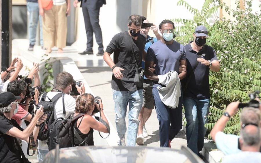 Ποινική δίωξη στον ποδοσφαριστή του Ολυμπιακού Σεμέδο για ομαδικό βιασμό