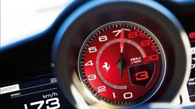 Τέλος οι κινητήρες από το 2035 – Τι ισχύει για τους κατασκευαστές supercar