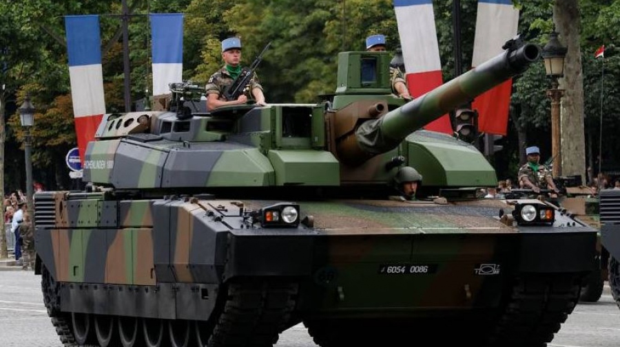 Αμόκ - Η Γαλλία προετοιμάζεται για πόλεμο με τη Ρωσία: «Να είμαστε έτοιμοι για ένα σοκ»