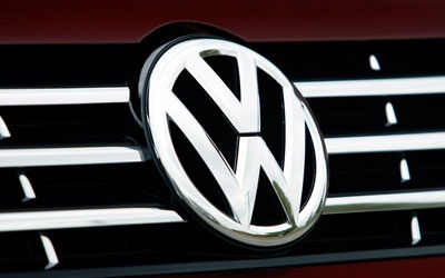 Βουλγαρία και Ρουμανία ανταγωνίζονται για το εργοστάσιο της VW - Η εταιρεία σκέφτεται να μην το κατασκευάσει στην Τουρκία