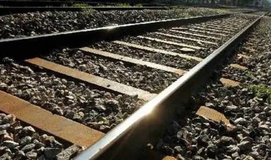 Σουφλί: Σύγκρουση τρένου με φορτηγάκι - Ελαφρά τραυματισμένος ο οδηγός του οχήματος