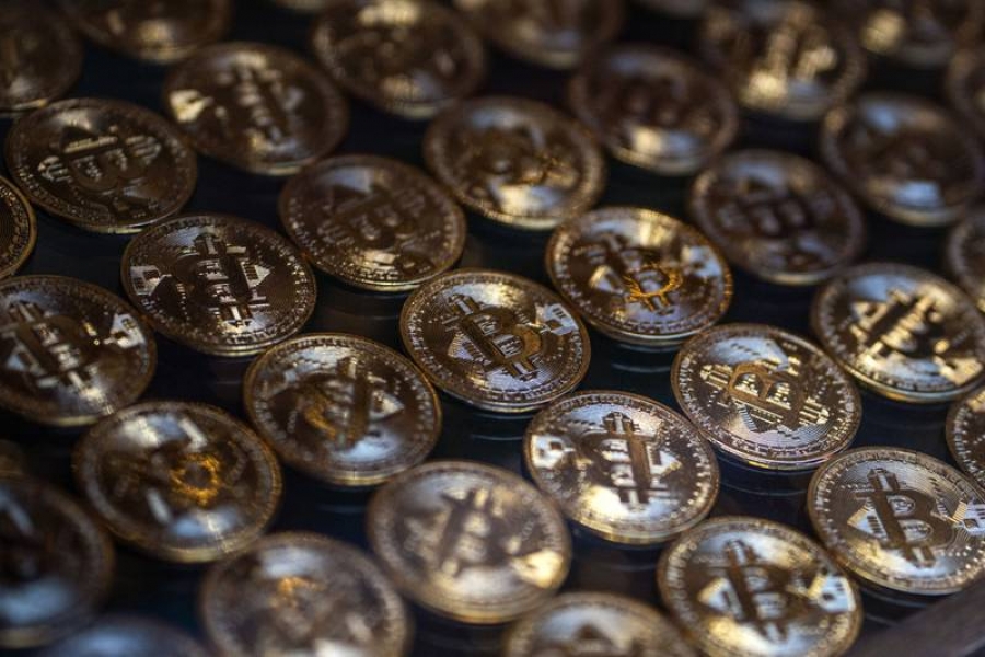 Γιατί οι δισεκατομμυριούχοι στρέφονται τώρα στα cryptos; –  Υπάρχει κίνδυνος για τα νομίσματα των κεντρικών τραπεζών;