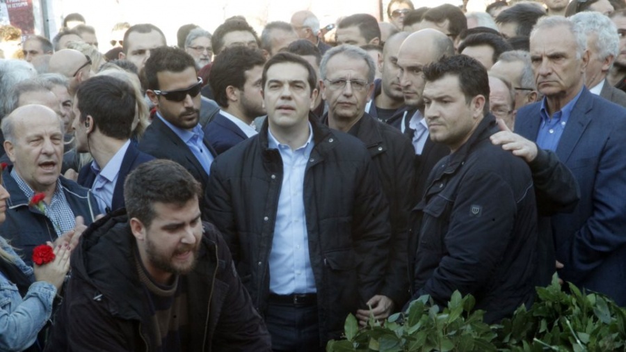 Επικεφαλής της πορείας του ΣΥΡΙΖΑ στην πορεία για το Πολυτεχνείο ο Τσίπρας