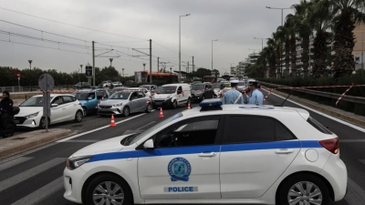 Άνοιξε η Ποσειδώνος μετά την ελεγχόμενη έκρηξη της βόμβας του Β' Παγκοσμίου Πολέμου