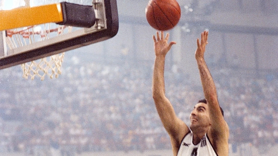 Ο Νίκος Γκάλης έγινε μάθημα στα σχολεία