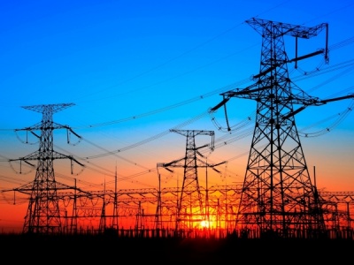 ΕΒΙΚΕΝ: Δημόσια διαβούλευση για τον μηχανισμό επάρκειας ισχύος πριν κοινοποιηθεί στην Κομισιόν – Να συμπεριληφθεί και η διακοψιμότητα