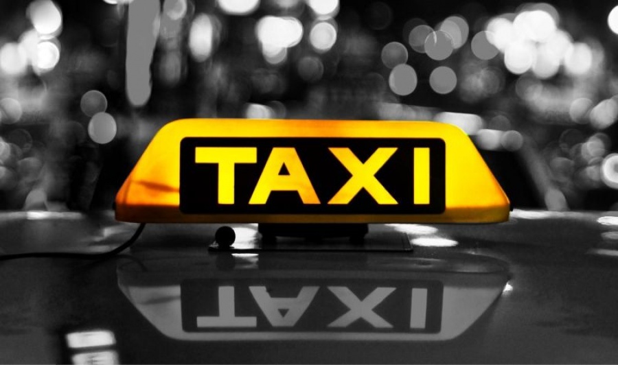 Εντείνονται οι έλεγχοι γαι τα παράνομα «ταξί» με τη συνδρομή του ψηφιακού μητρώου