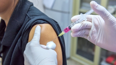 Αρχίζει ο αντιγριπικός εμβολιασμός - Όλα όσα πρέπει να γνωρίζουμε