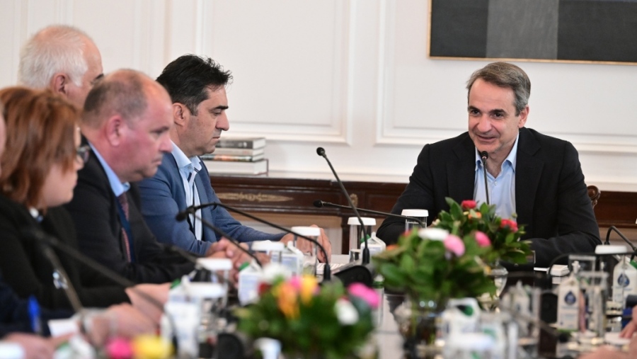 Μητσοτάκης σε αγρότες: Τηρούμε τη δέσμευση μας για μείωση του ηλεκτρικού ρεύματος για τους αγρότες