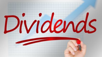 Οι 54 εισηγμένες έδωσαν μέρισμα 1 δισ. και ο ΣΥΡΙΖΑ 1,4 δισ. - Οι εταιρείες από τα κέρδη και η κυβέρνηση από ακραίους φόρους