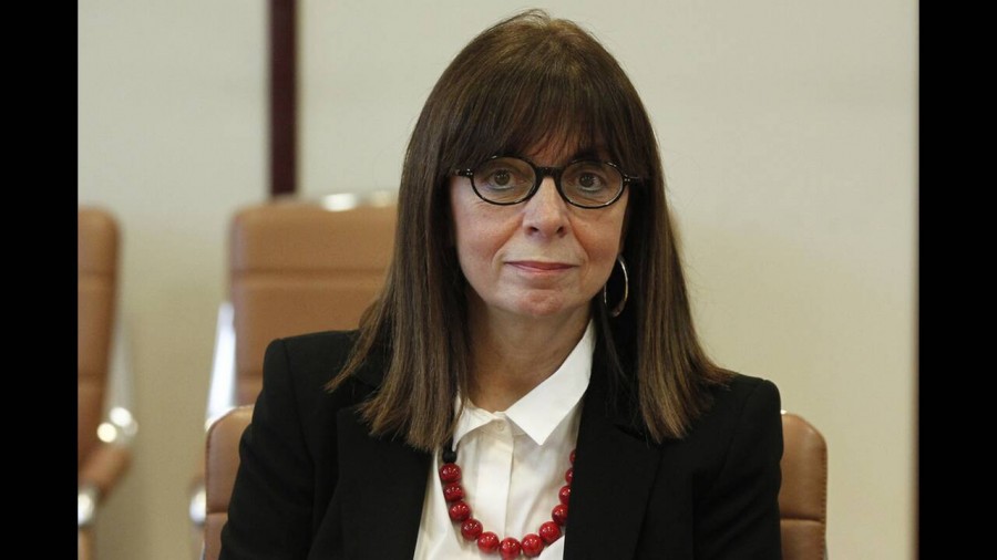 Σακελλαροπούλου (ΠτΔ): Υπέγραψε την επένδυση 60 εκατ. ευρώ της AGC στη Μύκονο