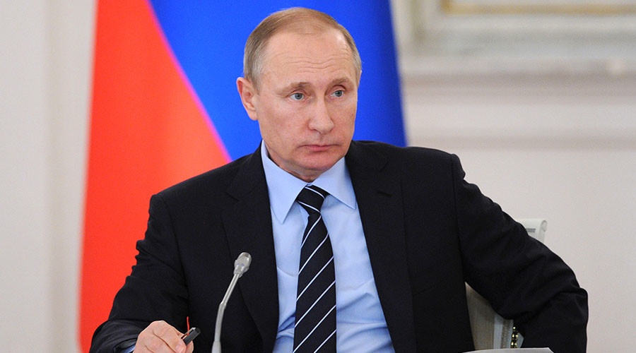 Ρωσία: Διαψεύδει το Κρεμλίνο τα σενάρια παραμονής του Putin στην εξουσία μετά το 2024