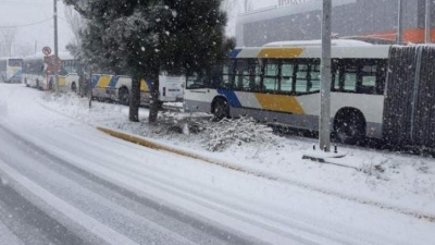 Κακοκαιρία Barbara - ΟΑΣΑ: Καθυστερήσεις και προσωρινές τροποποιήσεις στα δρομολόγια λεωφορείων λόγω παγετού