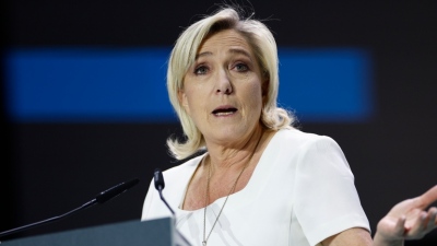 Η απομόνωση του AfD μπορεί να φέρει νέα επιτυχία στην δεξιά της ΕΕ – Πώς διαμορφώνεται το κλίμα στις δύο ταυτοτικές ευρωομάδες