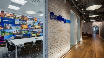 Ποιοι είναι οι στρατηγικοί στόχοι ανάπτυξης της Booking Holdings, για το 2021