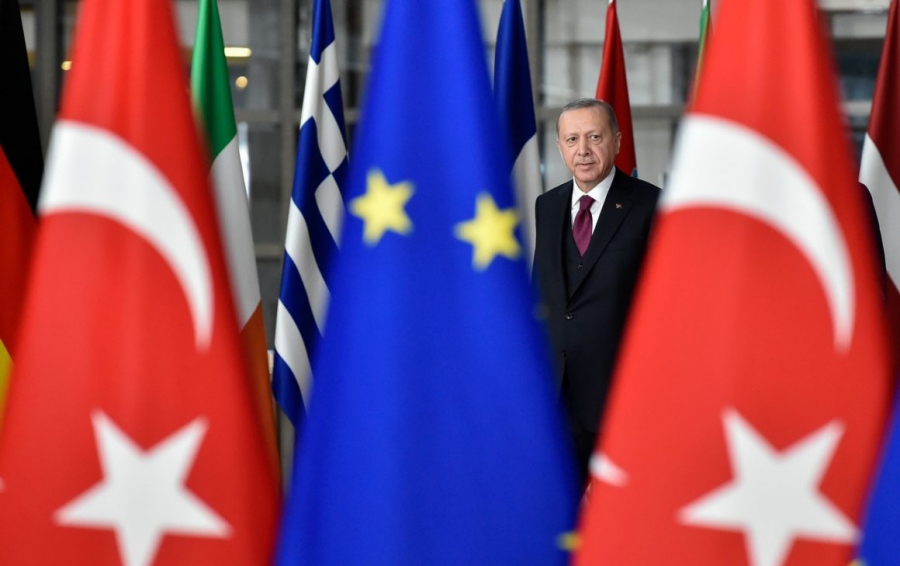 Καταπέλτης η Κομισιόν για την Τουρκία: Δημοκρατική οπισθοδρόμηση - Η στήριξη στη Hamas και οι σχέσεις με Ελλάδα