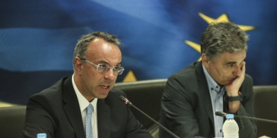 Νέα κόντρα στη Βουλή - Τσακαλώτος: Κάνετε ίδιες ομιλίες - Σταϊκούρας: Αερολογείτε