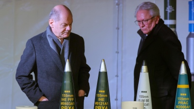 O Scholz θέλει να πλημμυρίσει την Ευρώπη με όπλα - Η Rheinmetall θα δεκαπλασιάσει την παραγωγή
