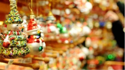 Σε ισχύ από σήμερα 12/12 το εορταστικό ωράριο – Ανοιχτά τα καταστήματα την Κυριακή 15/12