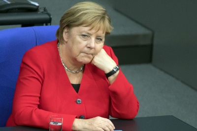 Μήνυση κατά της A.Merkel και υπουργών της κατέθεσαν βουλευτές της Αριστεράς για «συνέργεια» στο φόνο Soleimani