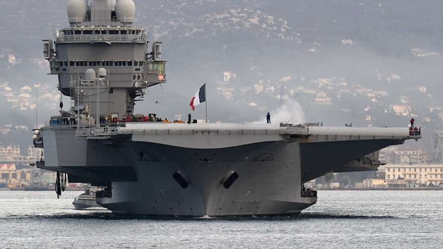 Τουρκική φρεγάτα συνόδευσε πλοίο που μετέφερε άρματα στη Λιβύη - Εντοπίστηκε από το αεροπλανοφόρο Charles De Gaulle