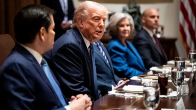 Ραγδαίες εξελίξεις: Κηρύχθηκε πόλεμος… μεταξύ Trump και WSJ για το σκάνδαλο Epstein – Έρχονται αποκαλύψεις από την Grand Jury