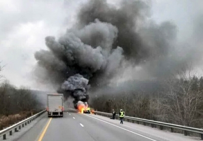 Πόσους τόνους νερού χρειάστηκε ένα Tesla για να σβήσει;