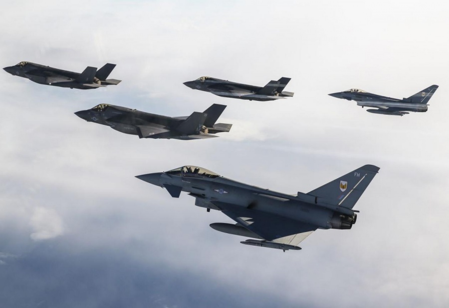 ΗΠΑ: Το Πεντάγωνο αναστέλλει τη συμμετοχή της Τουρκίας στο πρόγραμμα των F-35