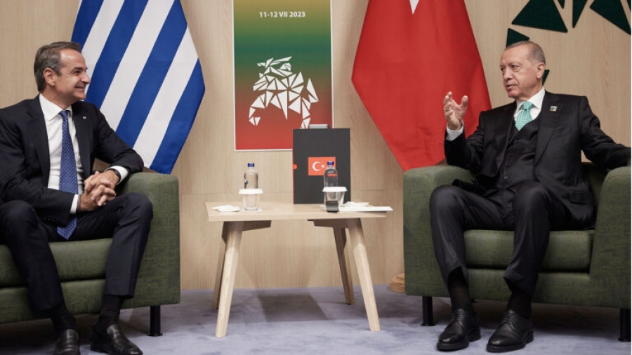  Ο Erdogan επιμένει για τον στρατό στα νησιά: Το συζητήσαμε με τον Μητσοτάκη, θα το ξεπεράσουμε σύντομα.. Διάψευση από Ελλάδα