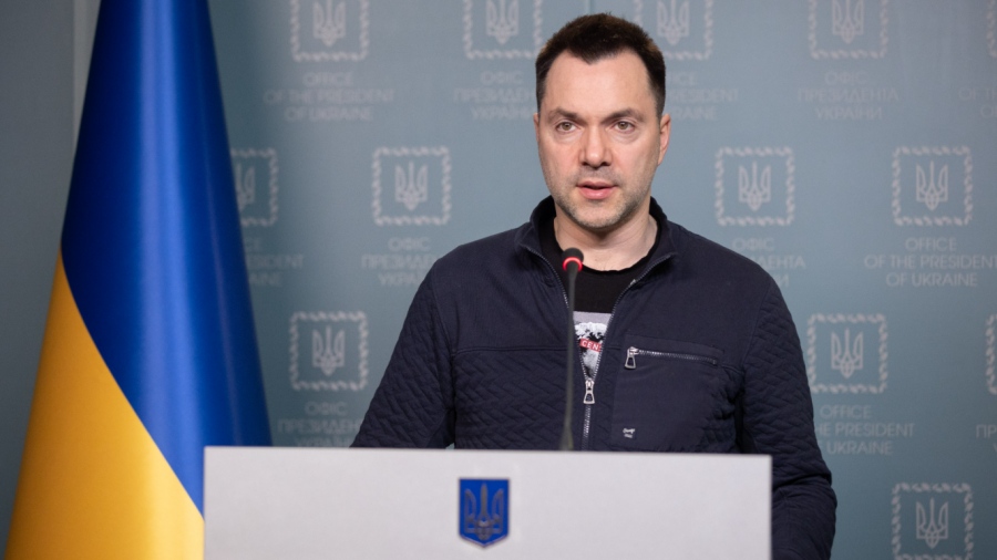 Σοκ από Arestovych (πρώην σύμβουλος Zelensky): Να «ακρωτηριάσουμε τη γάγγραινα» του Donbass - Πρέπει να εγκαταλείψουμε εδάφη