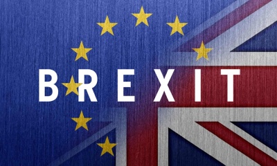 Συμφωνία ΕΕ - Βρετανίας για το Brexit - Tusk: Κατορθώσαμε να αποφύγουμε το χάος - Juncker: Διασφαλίσαμε τα δικαιώματα Ευρωπαίων και Βρετανών