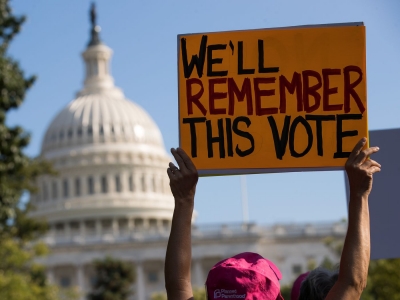 ΗΠΑ: Φόβοι για διαδηλώσεις και σφοδρές συγκρούσεις σε 3 Πολιτείες – κλειδιά ενόψει ενδιάμεσων εκλογών