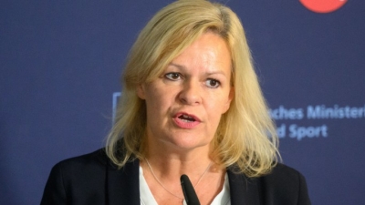 Γερμανία - Faeser (υπ. Εσωτ.) για εξάρθρωση του κινήματος Reichsbürger: Θα συνεχίσουμε τη σκληρή προσέγγιση