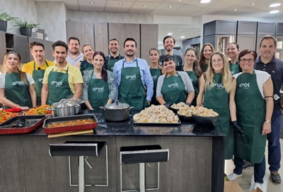 Enel Green Power: 1.000 μερίδες φαγητού για τους αστέγους της πόλης, από την εθελοντική ομάδα της εταιρείας