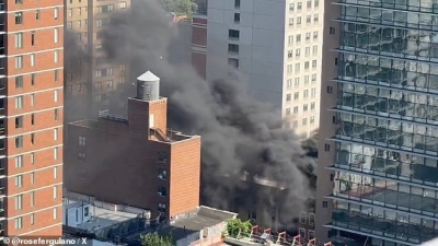 Χάος στη Νέα Υόρκη με τριπλό συναγερμό: Ισχυρή έκρηξη και τεράστια πυρκαγιά «έπνιξε» το Manhattan - Πανικός στους δρόμους