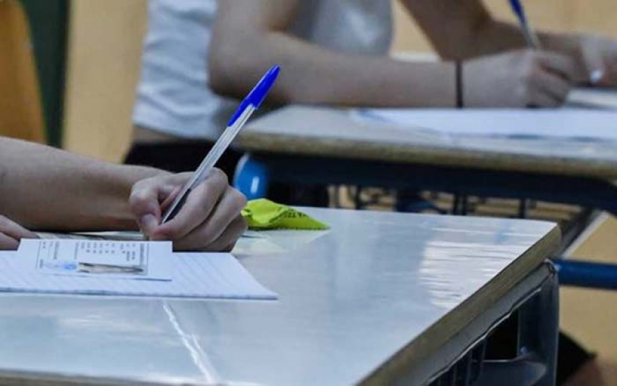 Προθεσμία έως αύριο 5/6 για τους υποψηφίους των Πανελλήνιων για την προμήθεια self test