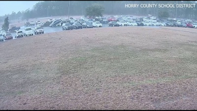 Νότια Καρολίνα - Ανεμοστρόβιλος σηκώνει αυτοκίνητα στον αέρα