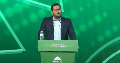 Σπυρόπουλος (ΠΑΣΟΚ - ΚΙΝΑΛ): Οι πολίτες πληρώνουν υπέρογκα τα προϊόντα, το εισόδημα τους καταρρέει από την ακρίβεια