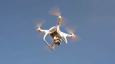 Τα ΕΛΤΑ Πάτρας πρωτοπορούν με την παράδοση δεμάτων με drone